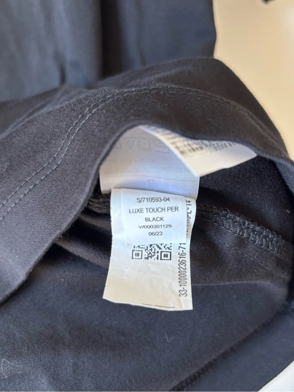 Banana Republic Men's Black Luxe Touch T-Shirt